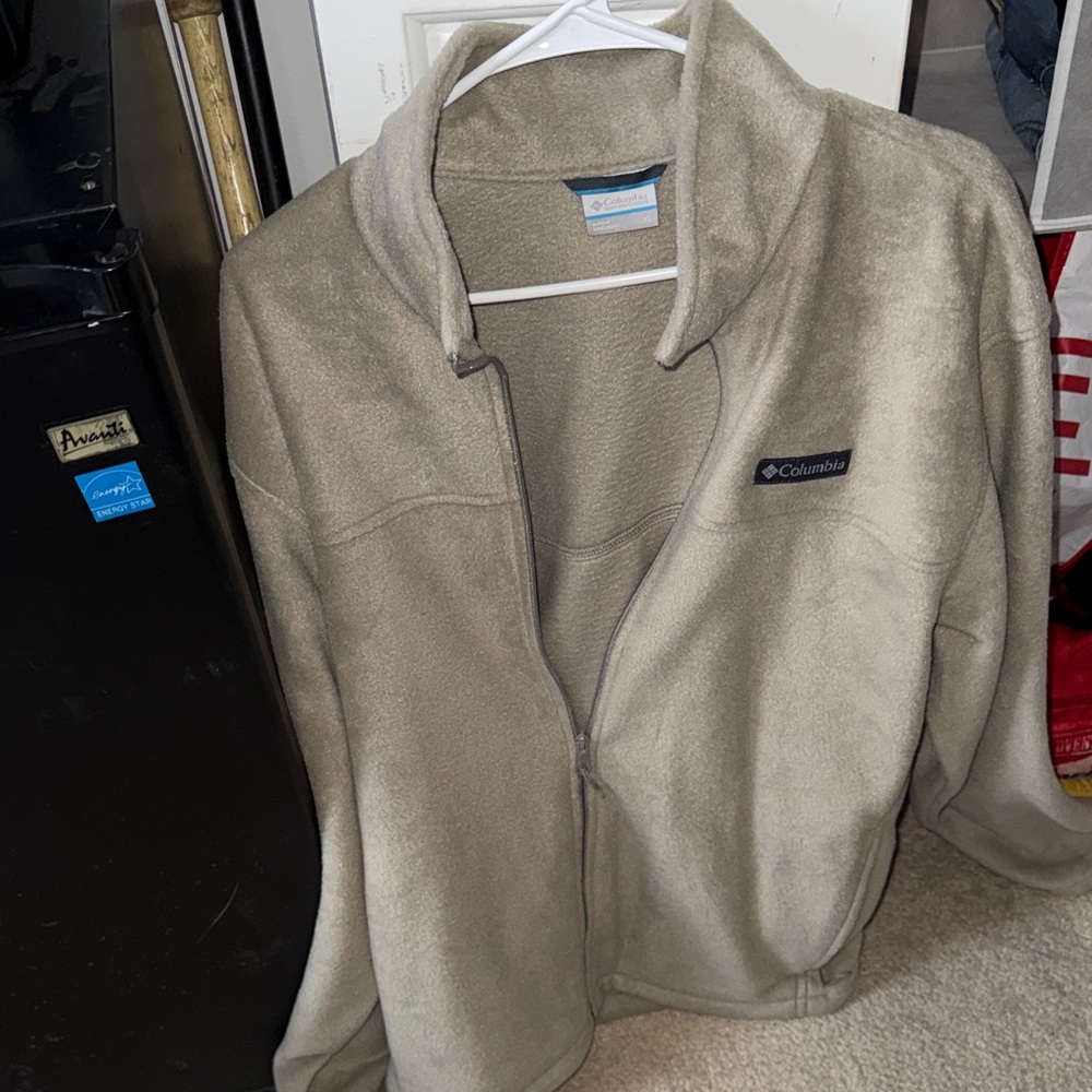 Columbia Tan Fleece Jacket
